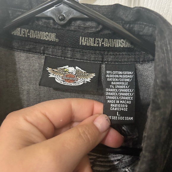 Women’s Harley Davidson short sleeve button up shirt - Picture 3 of 6